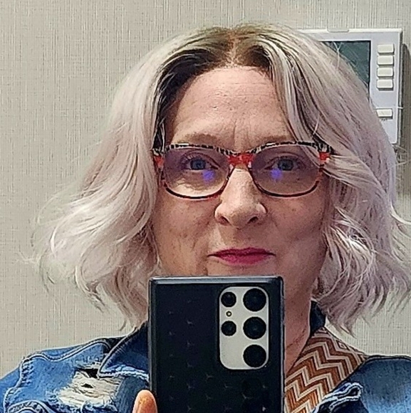 Jon Renau January In Frost Colour - Picture 11 of 11